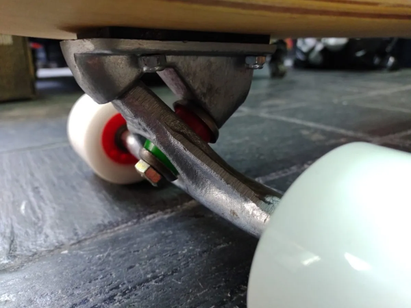 Longboard Awa 990 - Street carving